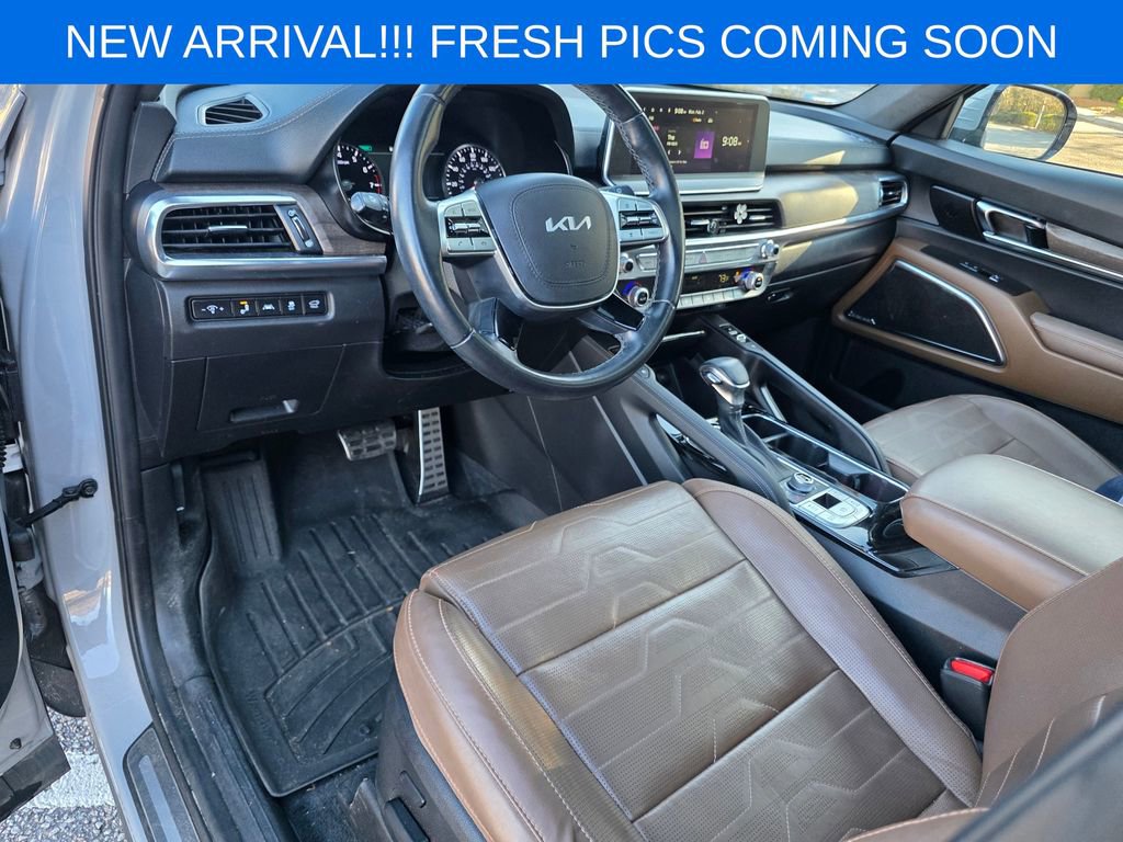 Used 2022 Kia Telluride SX w/ SX Prestige Package image 7