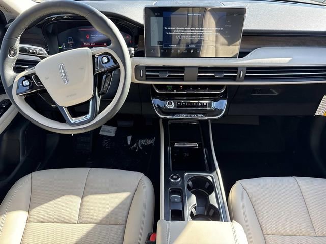 New 2026 Lincoln Corsair Grand Touring image 15