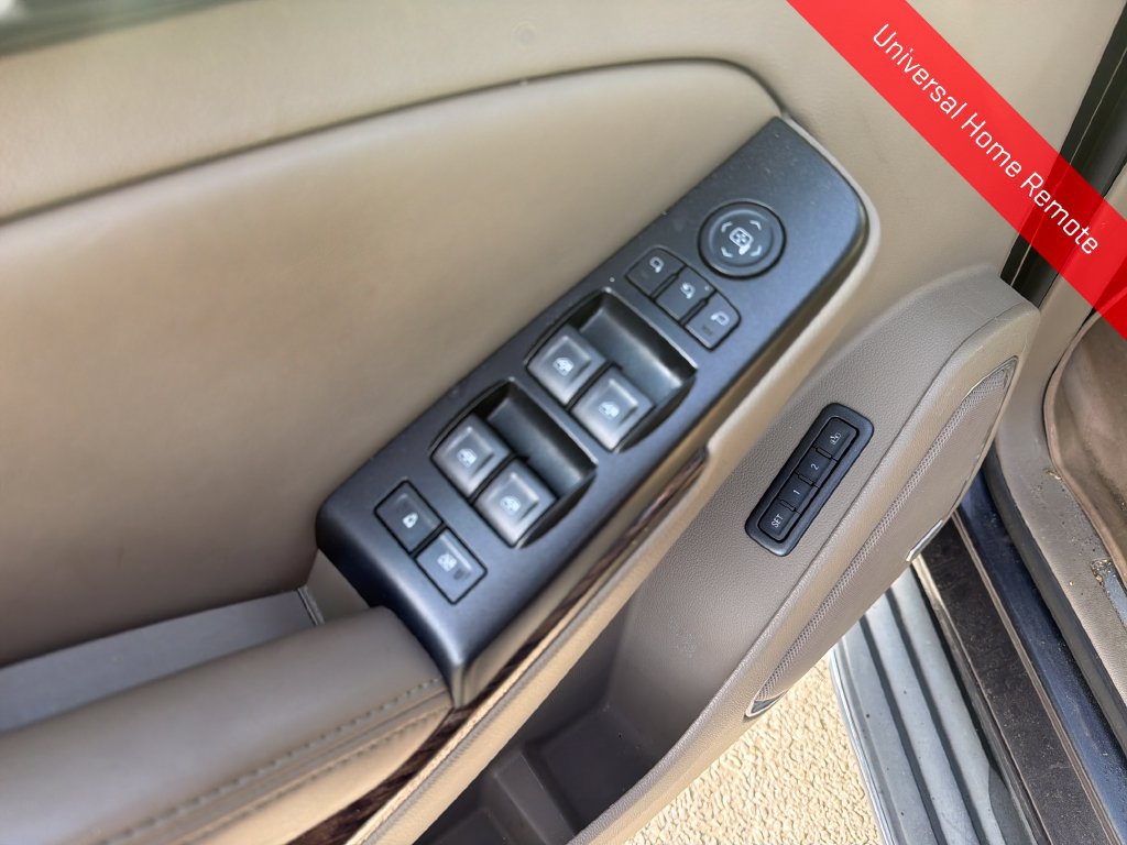Used 2015 GMC Yukon XL SLT w/ HD Trailering Package AWD/4WD image 13