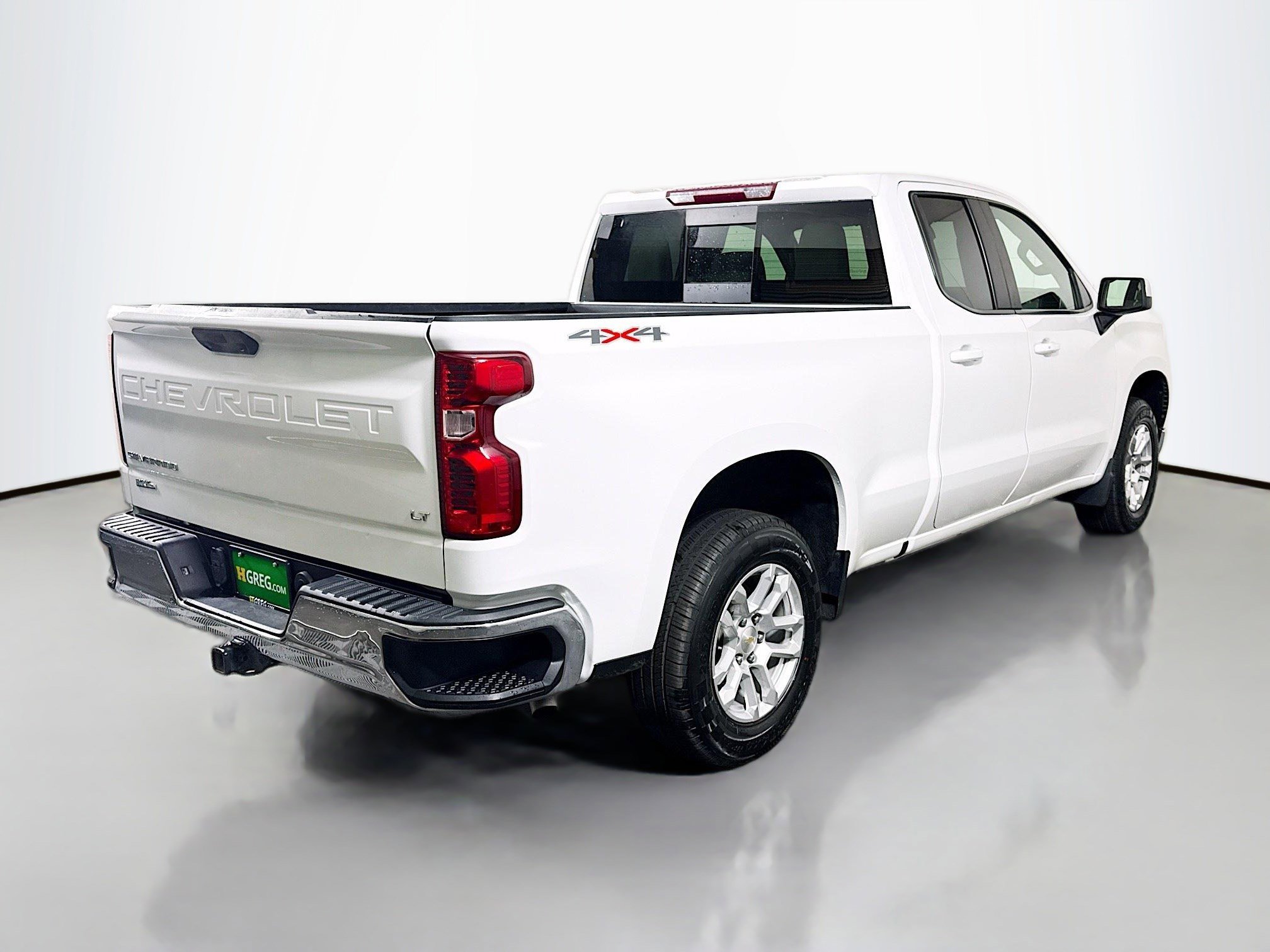 Used 2022 Chevrolet Silverado 1500 LT w/ Convenience Package II image 10