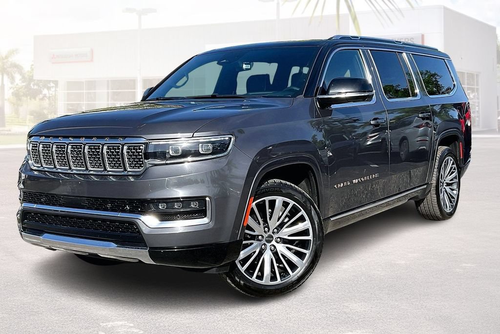 Used 2024 Jeep Grand Wagoneer L Series III AWD/4WD image 31