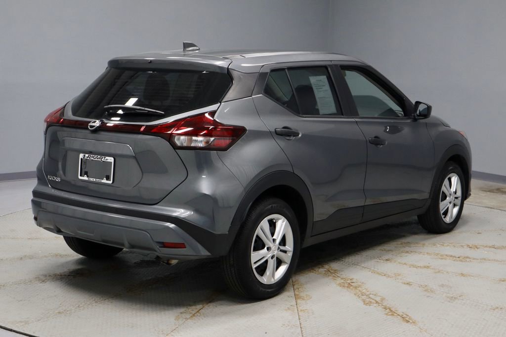 Certified 2025 Nissan Kicks Play S image 11