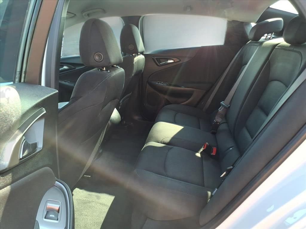 Used 2024 Chevrolet Malibu RS image 11