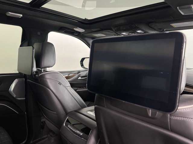 Certified 2024 Cadillac Escalade Sport Platinum w/ LPO, ONYX Package AWD/4WD image 36