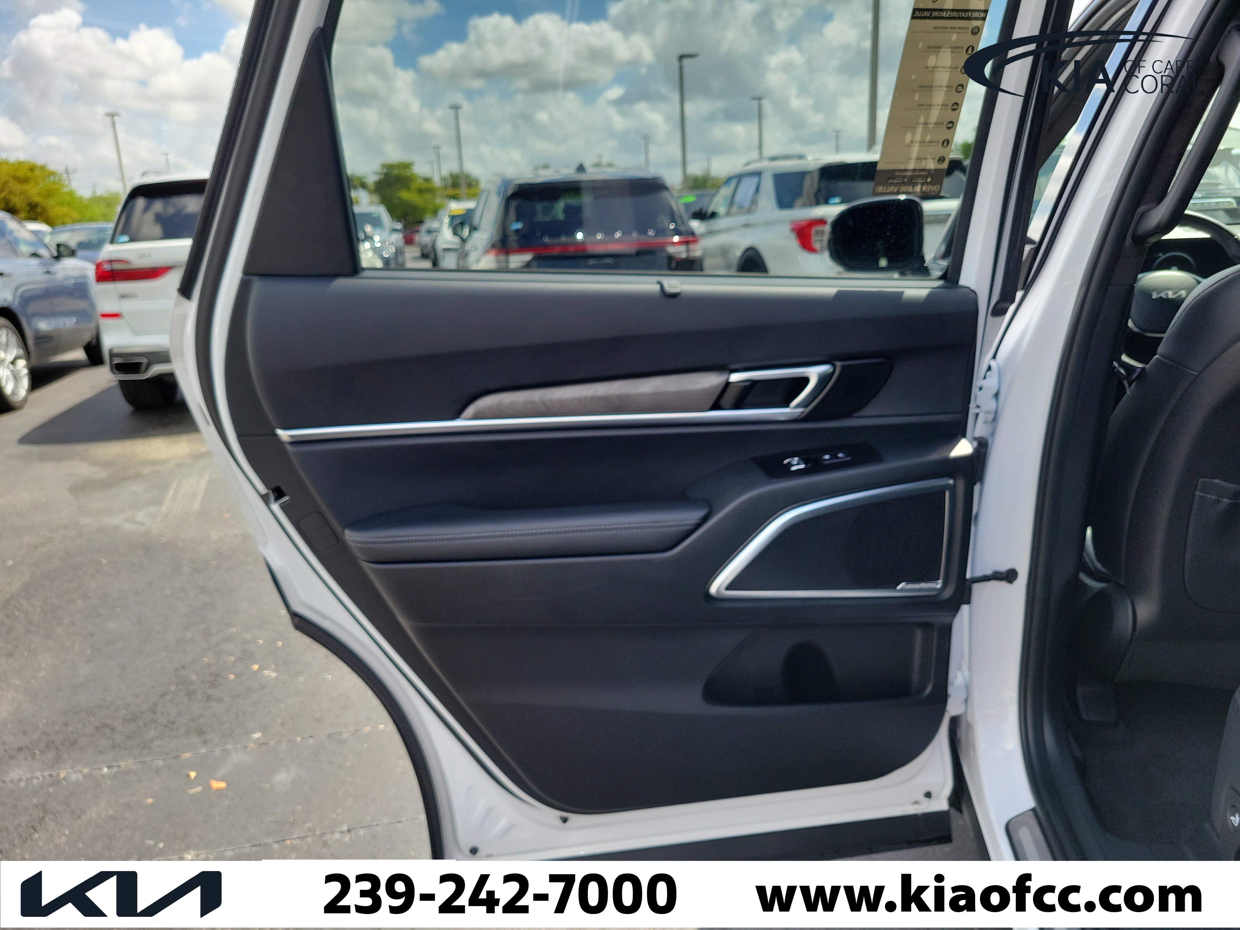 Certified 2025 Kia Telluride SX Prestige X-Line image 17