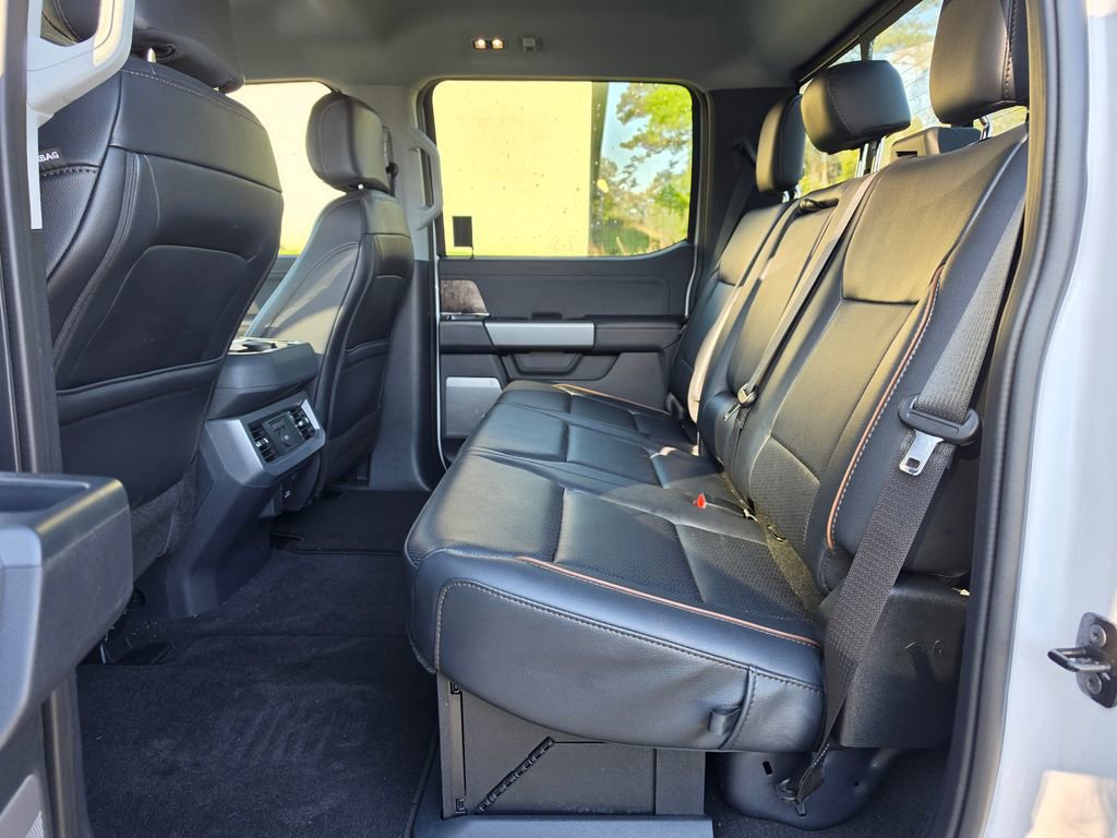 Used 2026 Ford F250 Lariat w/ Black Appearance Package image 30