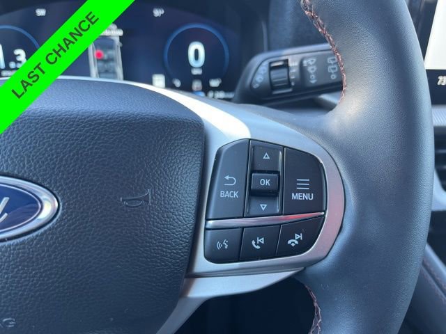 Used 2025 Ford Explorer Active image 19