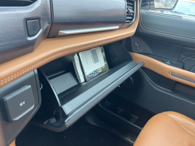 Certified 2022 Ford Expedition Platinum image 20