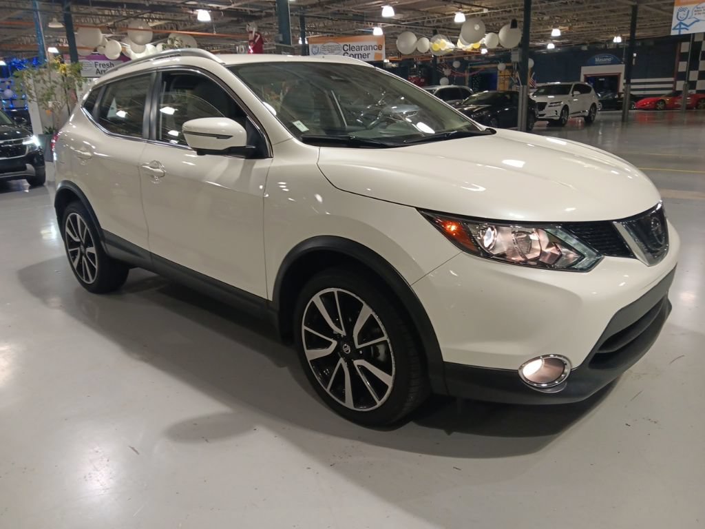Used 2019 Nissan Rogue Sport SL AWD/4WD image 4