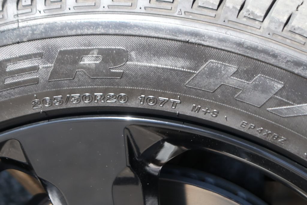 Used 2024 Jeep Grand Cherokee Altitude RWD image 43