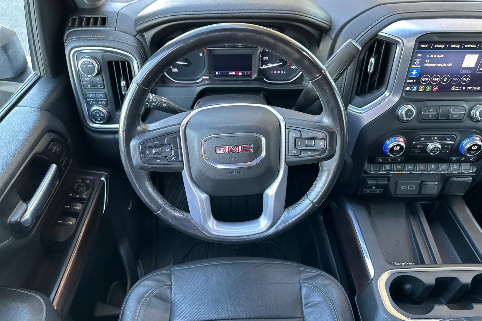 Used 2021 GMC Sierra 2500 SLT w/ SLT Preferred Package AWD/4WD image 15