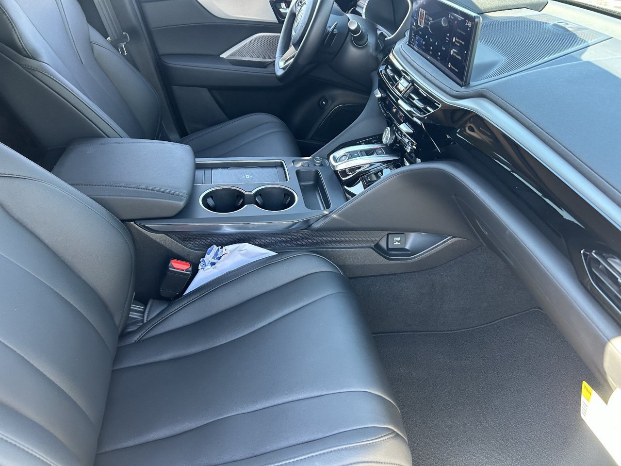 Certified 2026 Acura MDX FWD image 13