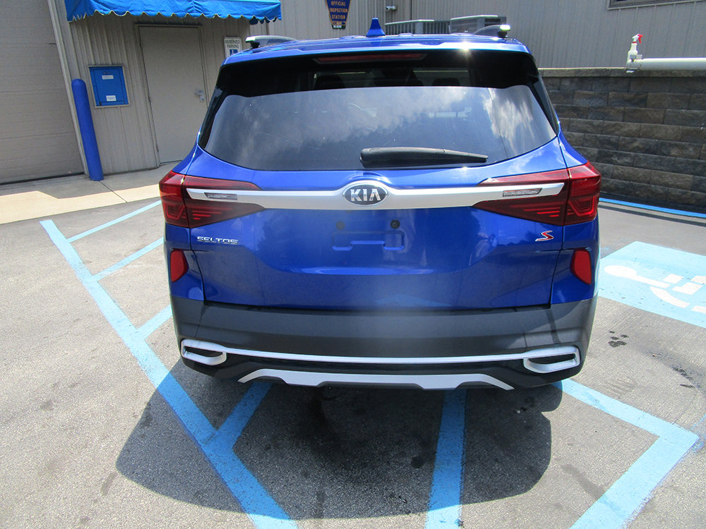 Used 2021 Kia Seltos S AWD/4WD image 4