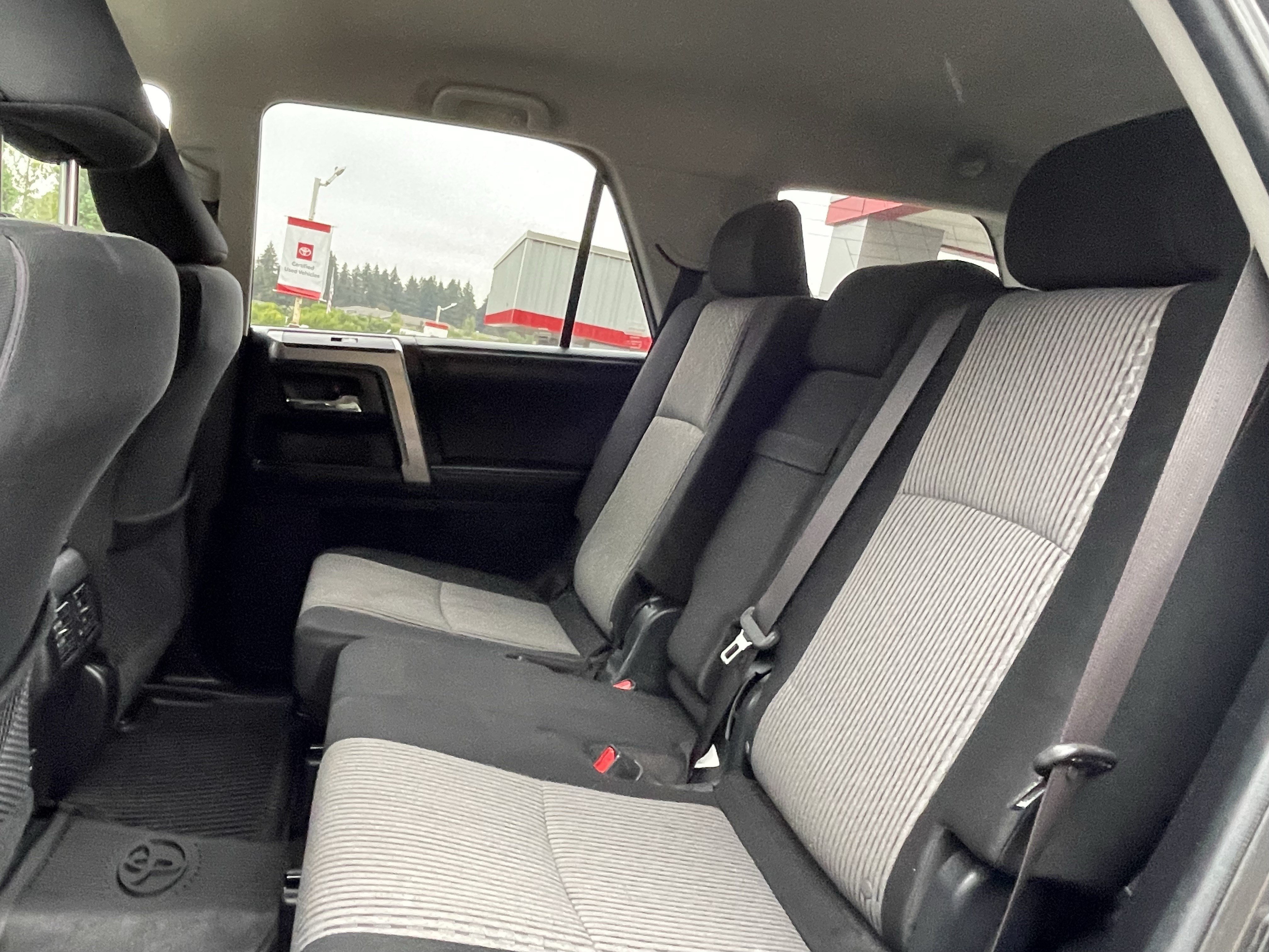 Certified 2019 Toyota 4Runner SR5 AWD/4WD image 15