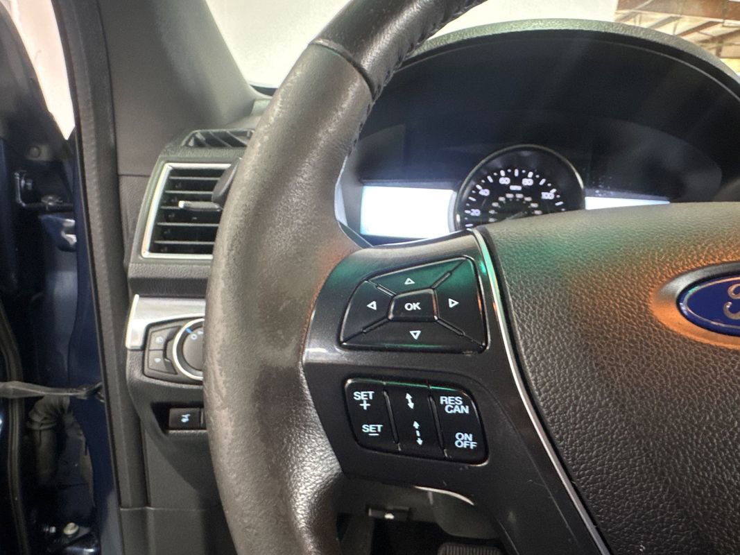 Used 2016 Ford Explorer Limited w/ Equipment Group 301A AWD/4WD image 12