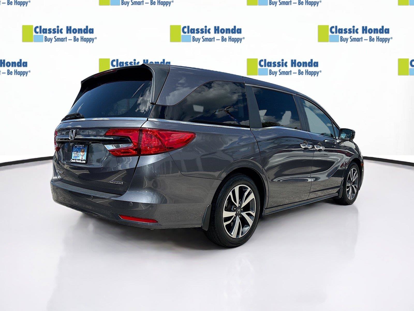 Certified 2022 Honda Odyssey Touring image 8