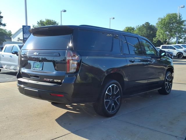 Certified 2023 Chevrolet Suburban RST w/ Luxury Package AWD/4WD image 5
