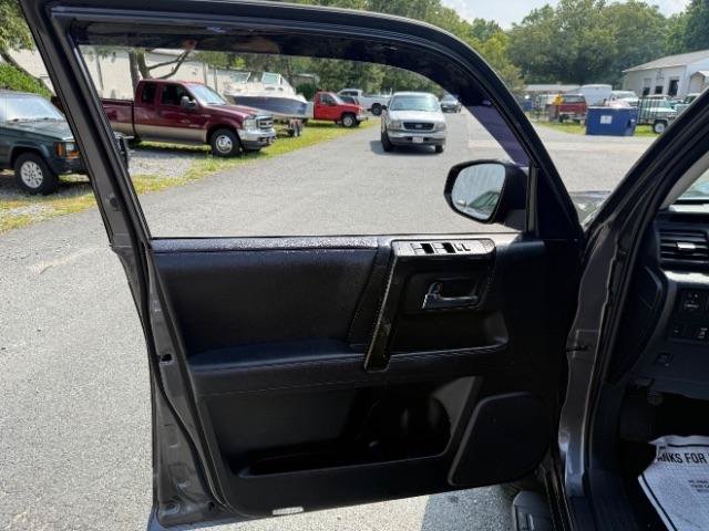 Used 2019 Toyota 4Runner TRD Off-Road AWD/4WD image 20