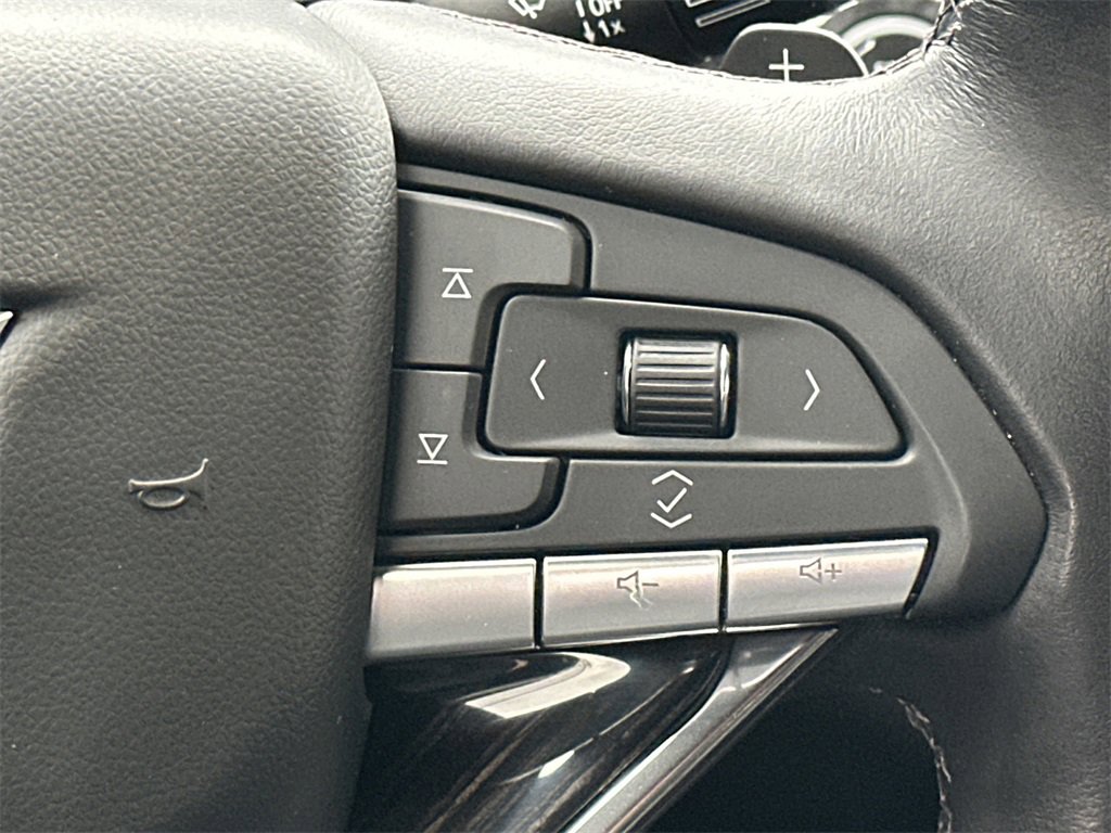 Certified 2022 Cadillac XT6 Premium Luxury w/ Technology Package image 26