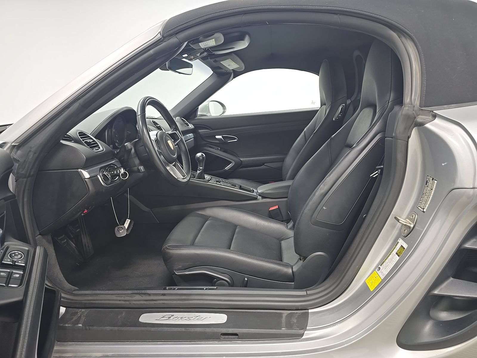 Used 2023 Porsche 718 Boxster RWD image 8
