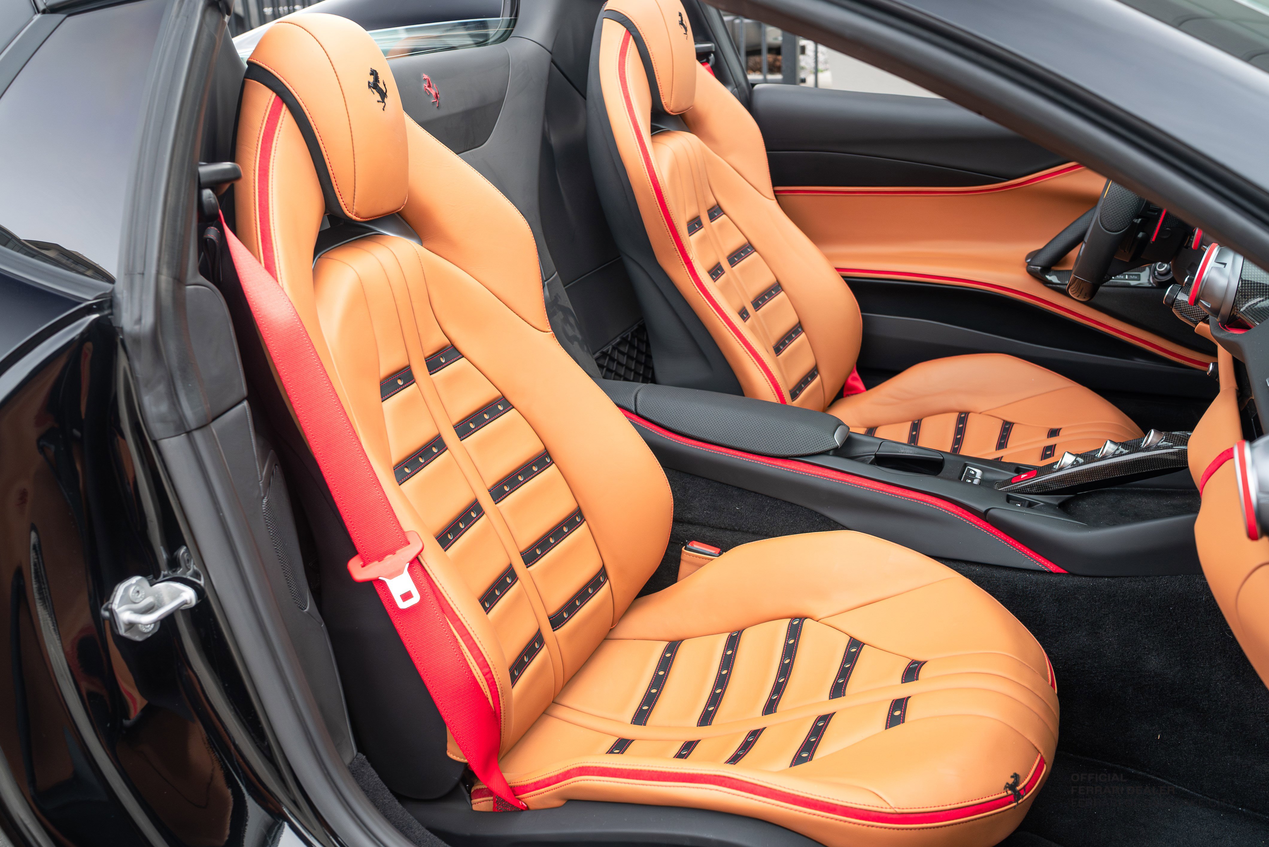 Used 2023 Ferrari 812 GTS image 24