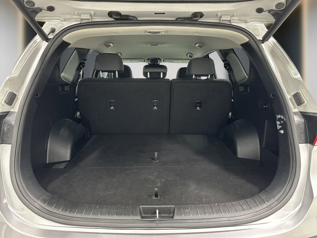 Certified 2023 Hyundai Santa Fe SEL FWD image 11