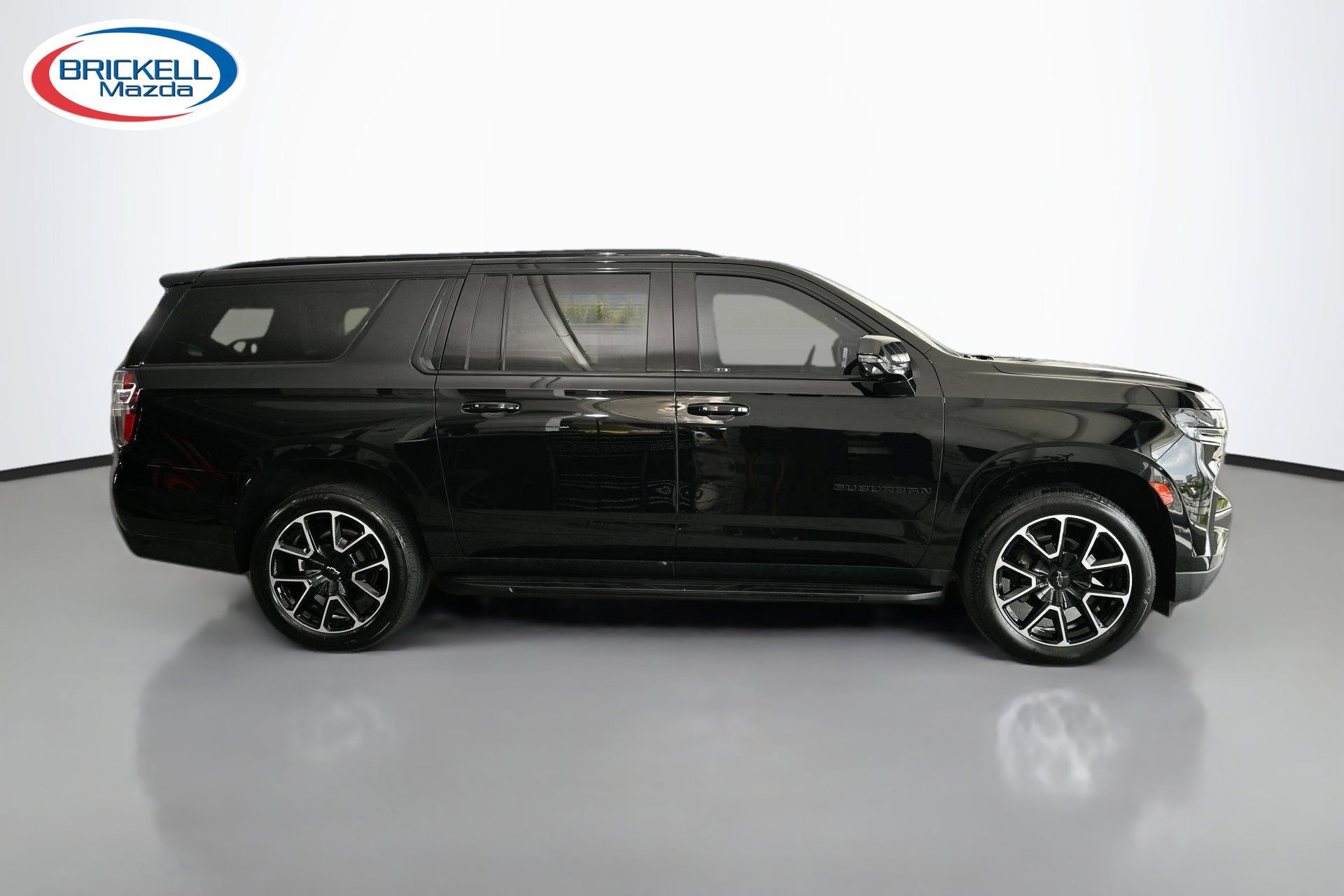 Used 2021 Chevrolet Suburban RST w/ Luxury Package RWD image 10