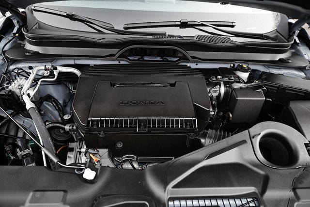 Certified 2025 Honda Pilot TrailSport image 32