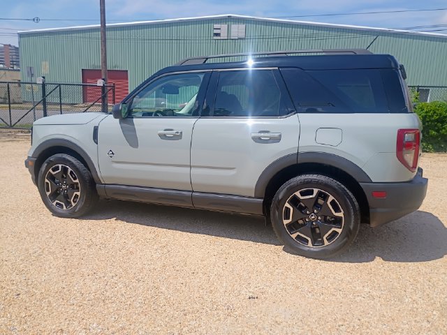 Used 2021 Ford Bronco Sport Outer Banks w/ Outer Banks Package AWD/4WD image 7