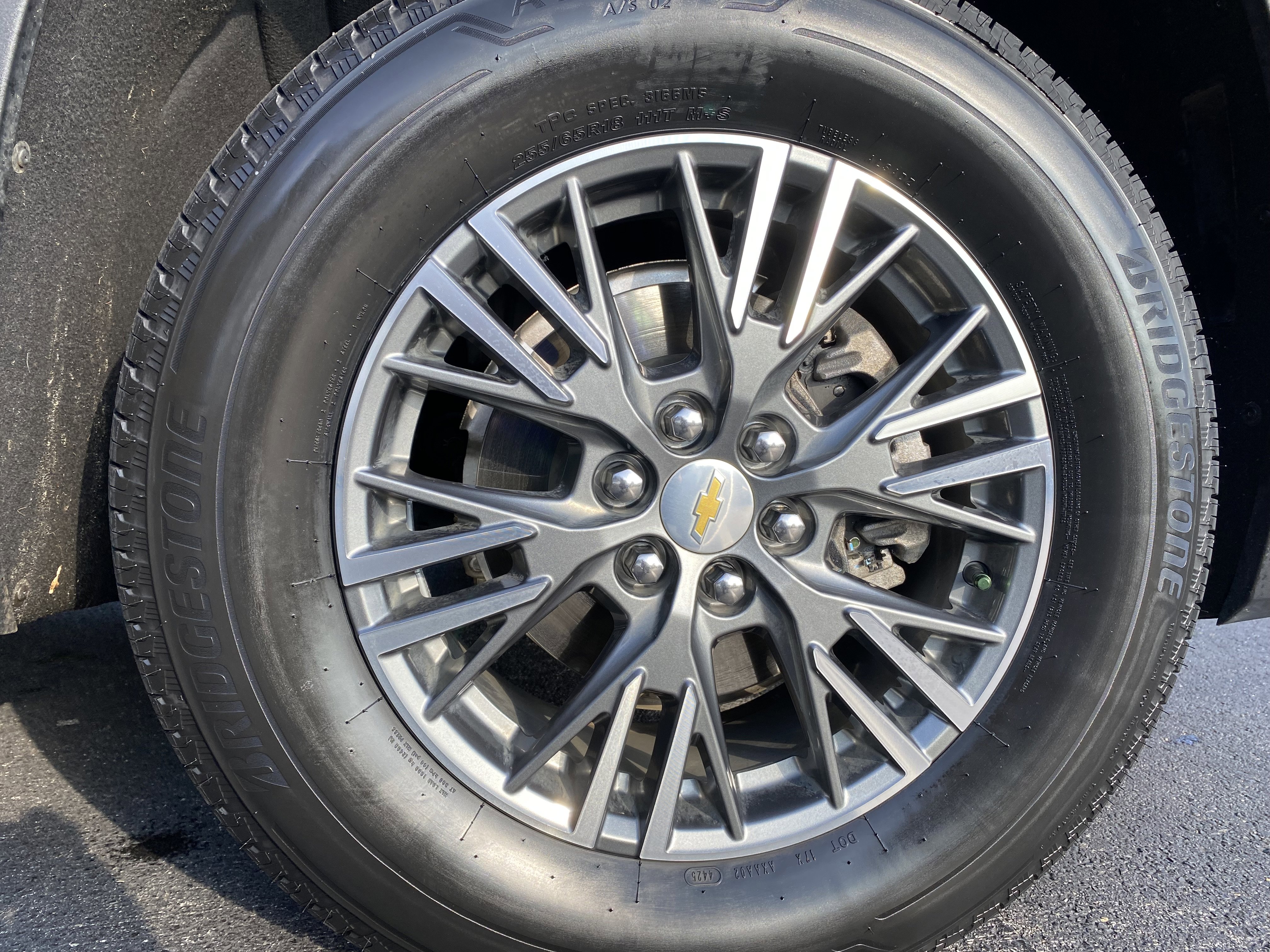 Used 2024 Chevrolet Traverse LT w/ Trailering Package image 13