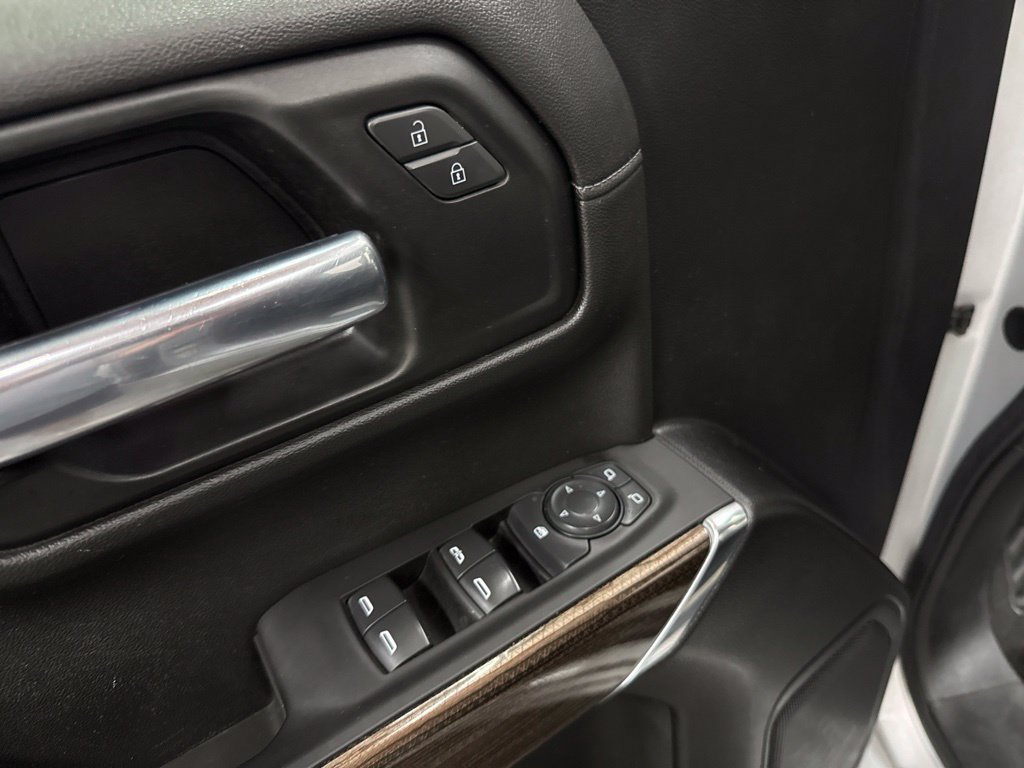 Used 2020 Chevrolet Silverado 1500 LT w/ All-Star Edition AWD/4WD image 12