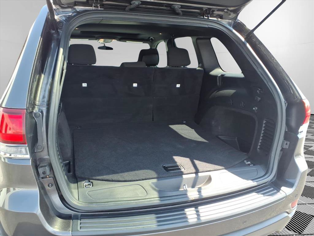 Used 2021 Jeep Grand Cherokee Laredo RWD image 29