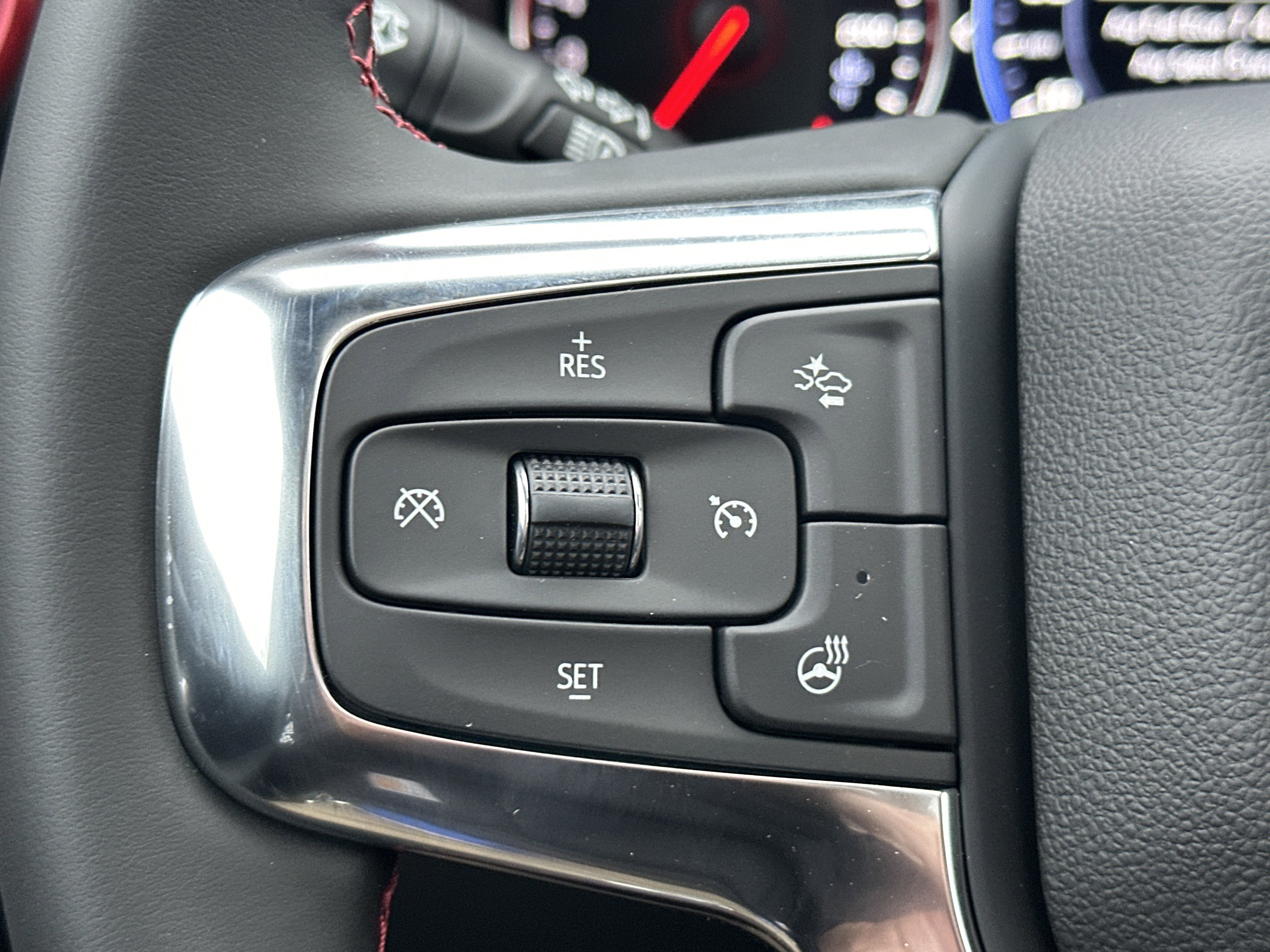 New 2025 Chevrolet Blazer RS w/ Driver Confidence II Package image 18