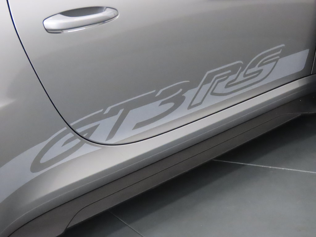 Certified 2025 Porsche 911 GT3 RS RWD image 13