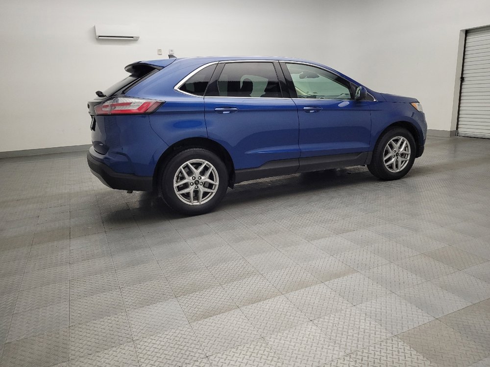 Used 2024 Ford Edge SEL image 10