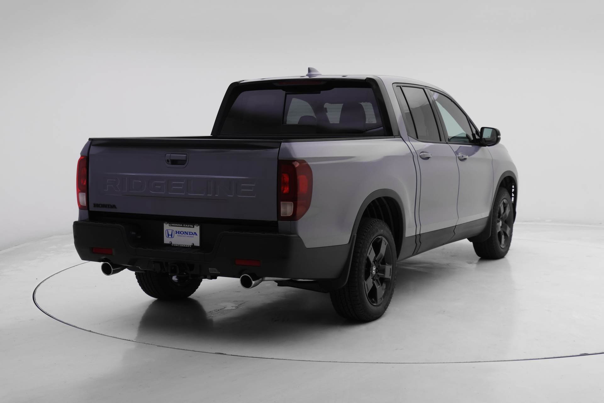 New 2026 Honda Ridgeline Black Edition image 2