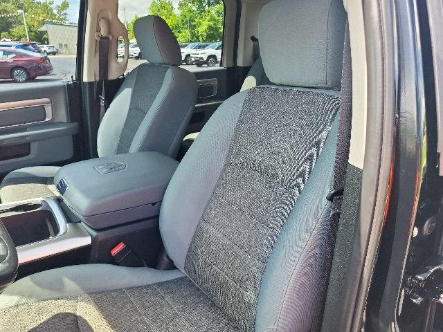 Used 2019 RAM 1500 Classic Warlock AWD/4WD image 30