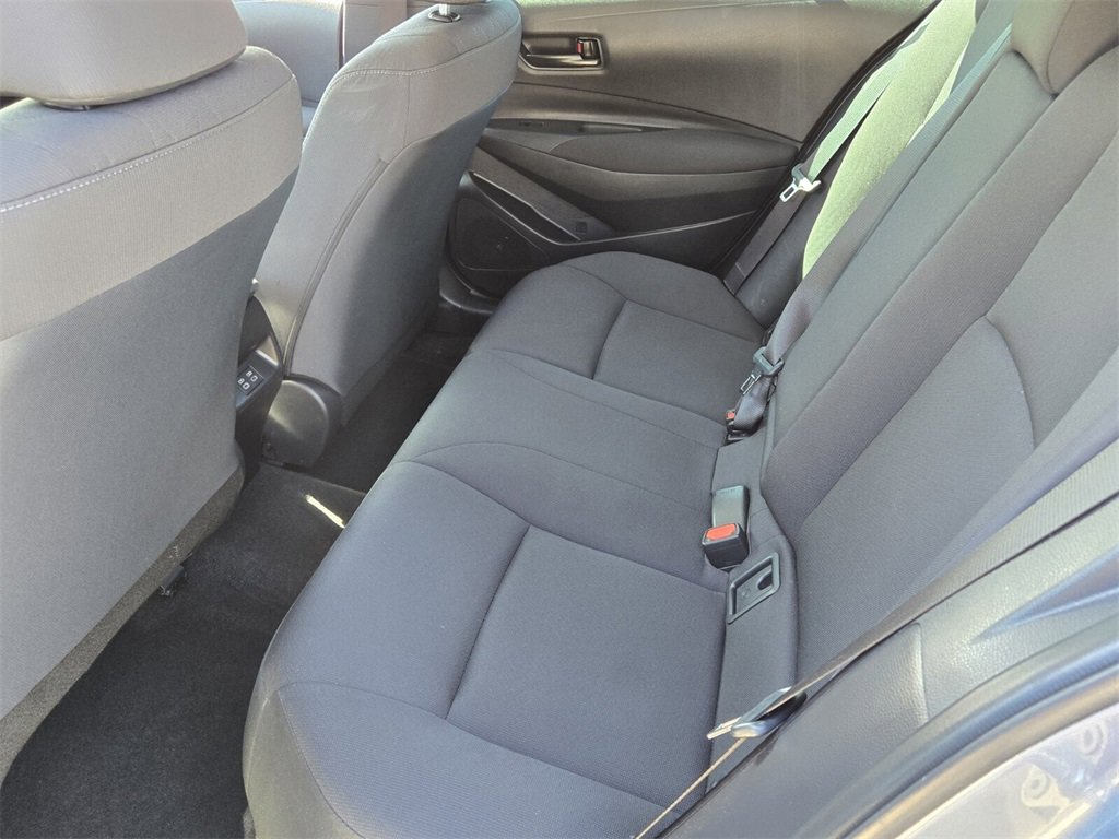 Used 2025 Toyota Corolla LE image 11