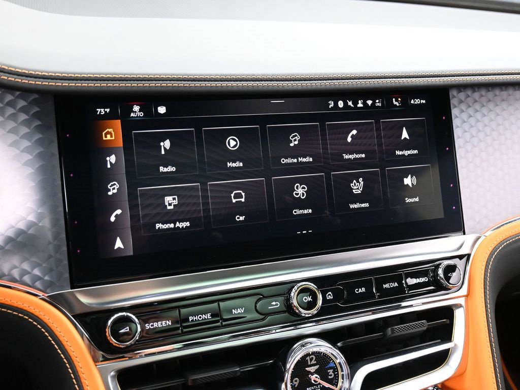 Used 2025 Bentley Flying Spur Plug-In Hybrid image 21