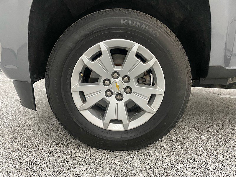 Used 2022 Chevrolet Colorado LT w/ Fleet Safety Package image 18