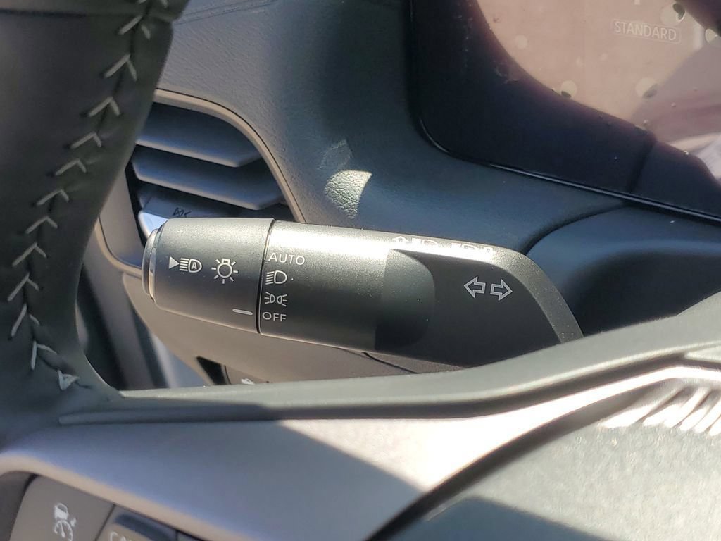 New 2026 Nissan Sentra SV w/ SV Convenience Package FWD image 24