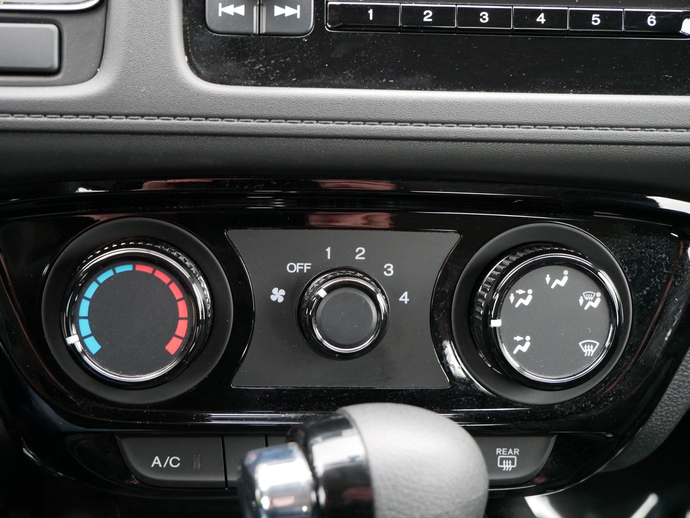 Certified 2022 Honda HR-V LX image 24