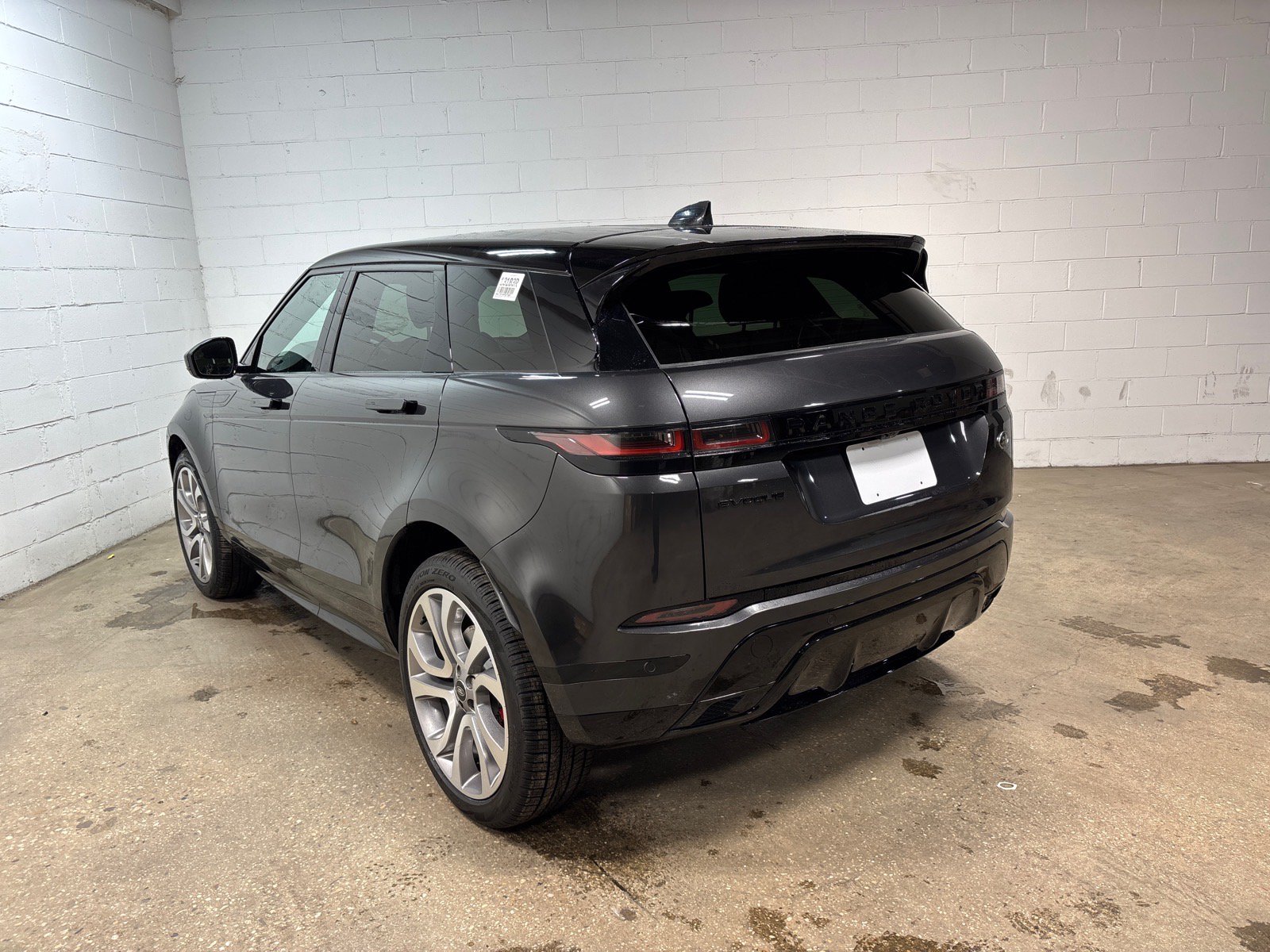 Used 2023 Land Rover Range Rover Evoque R-Dynamic S AWD/4WD image 9