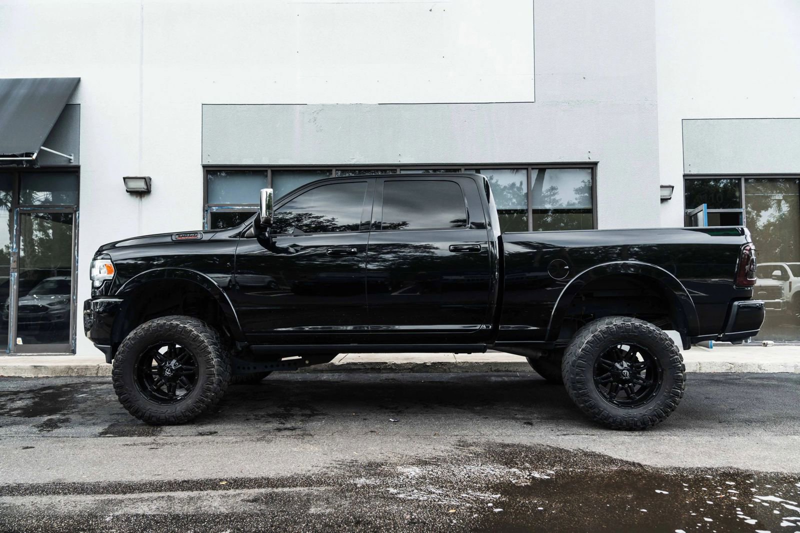 Used 2019 RAM 3500 Laramie AWD/4WD image 7