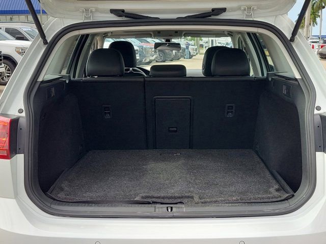 Used 2017 Volkswagen Golf Alltrack SE AWD/4WD image 13