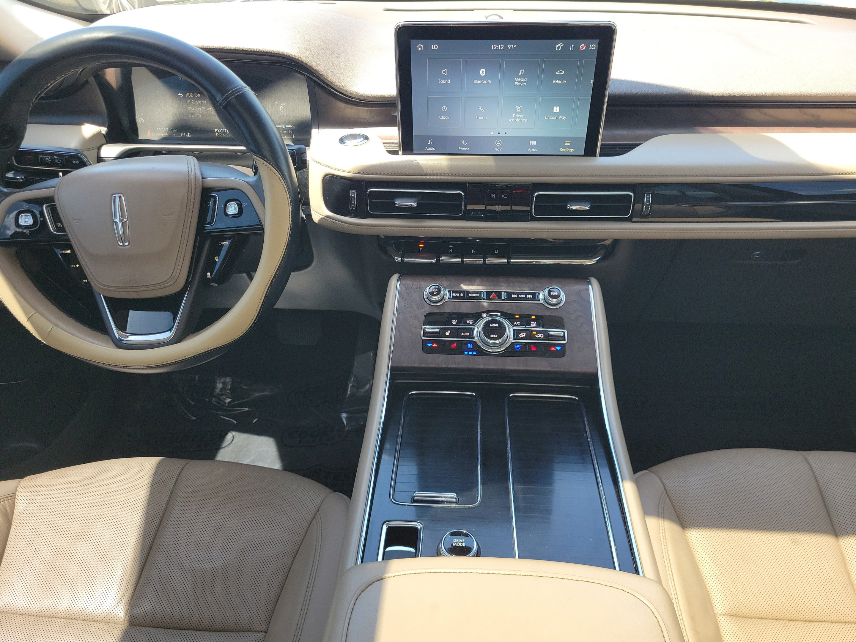 Used 2022 Lincoln Aviator Reserve w/ Equipment Group 201A RWD image 19