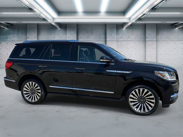 Used 2021 Lincoln Navigator Reserve AWD/4WD image 3
