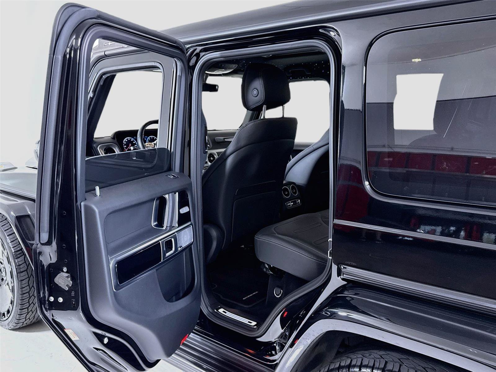 Used 2021 Mercedes-Benz G 550 image 27