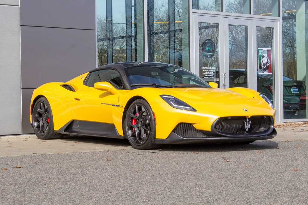 Used 2022 Maserati MC20 Coupe RWD image 4