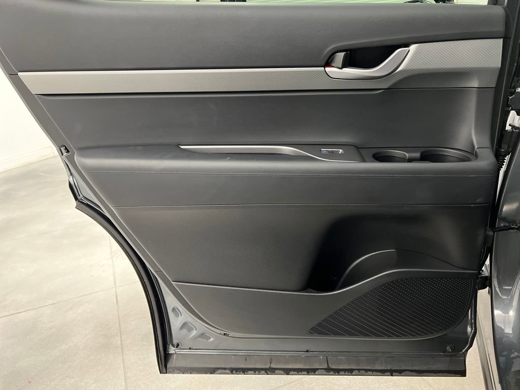 Used 2025 Hyundai Palisade SEL image 16